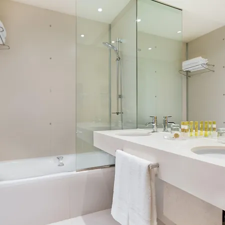 فندق Eurostars Palacio De Cristal اوفيدو