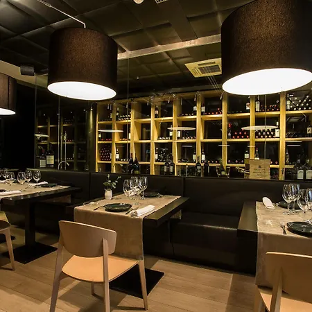 Eurostars Palacio De Cristal 4* Овьедо