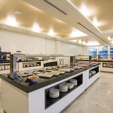 Szálloda Eurostars Palacio De Cristal 4*