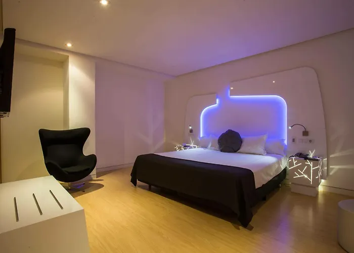 Hotel Eurostars Palacio De Cristal 4*